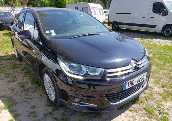 samochody osobowe Citroen C4 cena 32900 przebieg: 71371, rok produkcji 2017 z Kobyłka